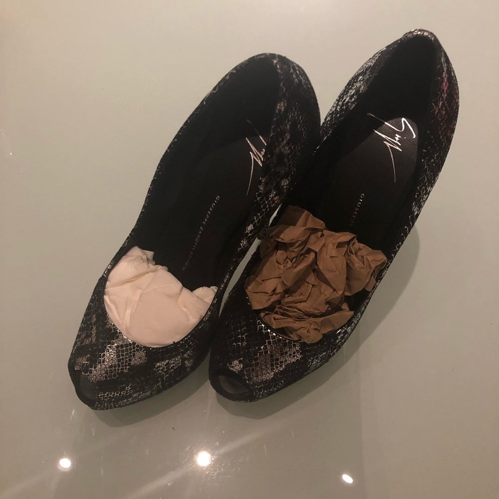 Giuseppe Zanotti Sharon pumps